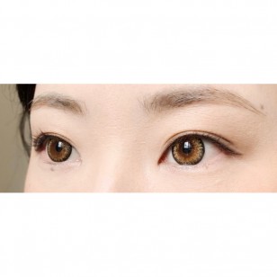 Decorative Eyes UV&Moist No.2 Innocent Kiss